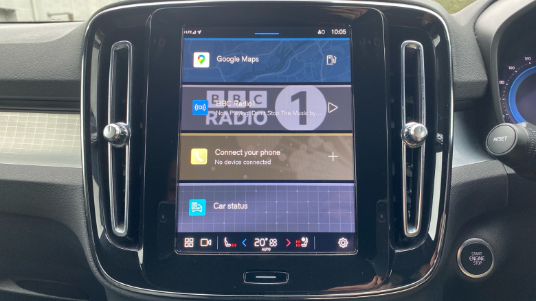 Volvo XC40 2.0 B4P Plus Dark 5dr Auto Petrol Estate